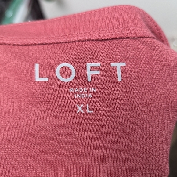 Loft Cold Shoulder Long Sleeve Top Sz XL - Picture 9 of 11